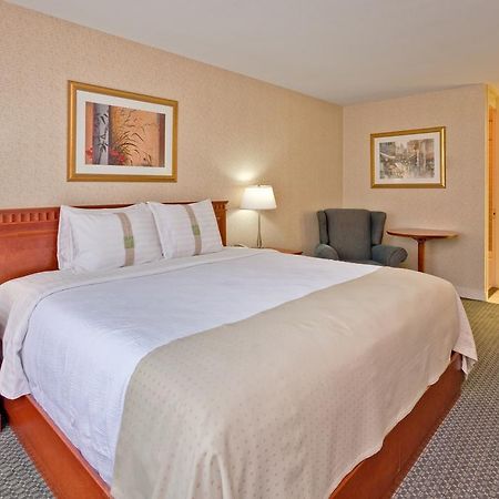 Holiday Inn Montreal Midtown Pokoj fotografie