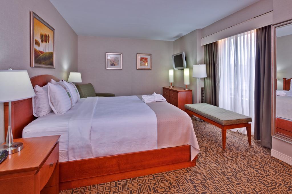 Holiday Inn Montreal Midtown Pokoj fotografie